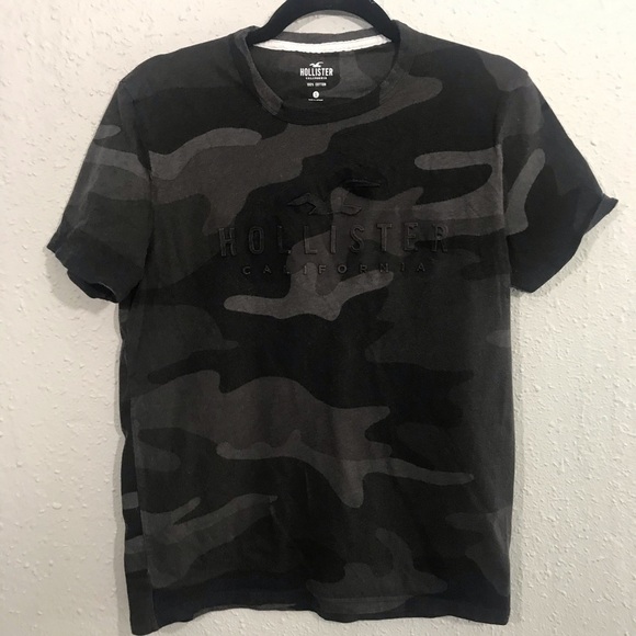 Hollister Gray Camo Embossed S/S Tee size S - Picture 2 of 7